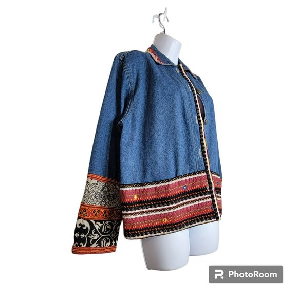 Chico's Design Denim Jacket, Women 1(Med), Cotton, Embroidered Embellishment EUC - Picture 4 of 10